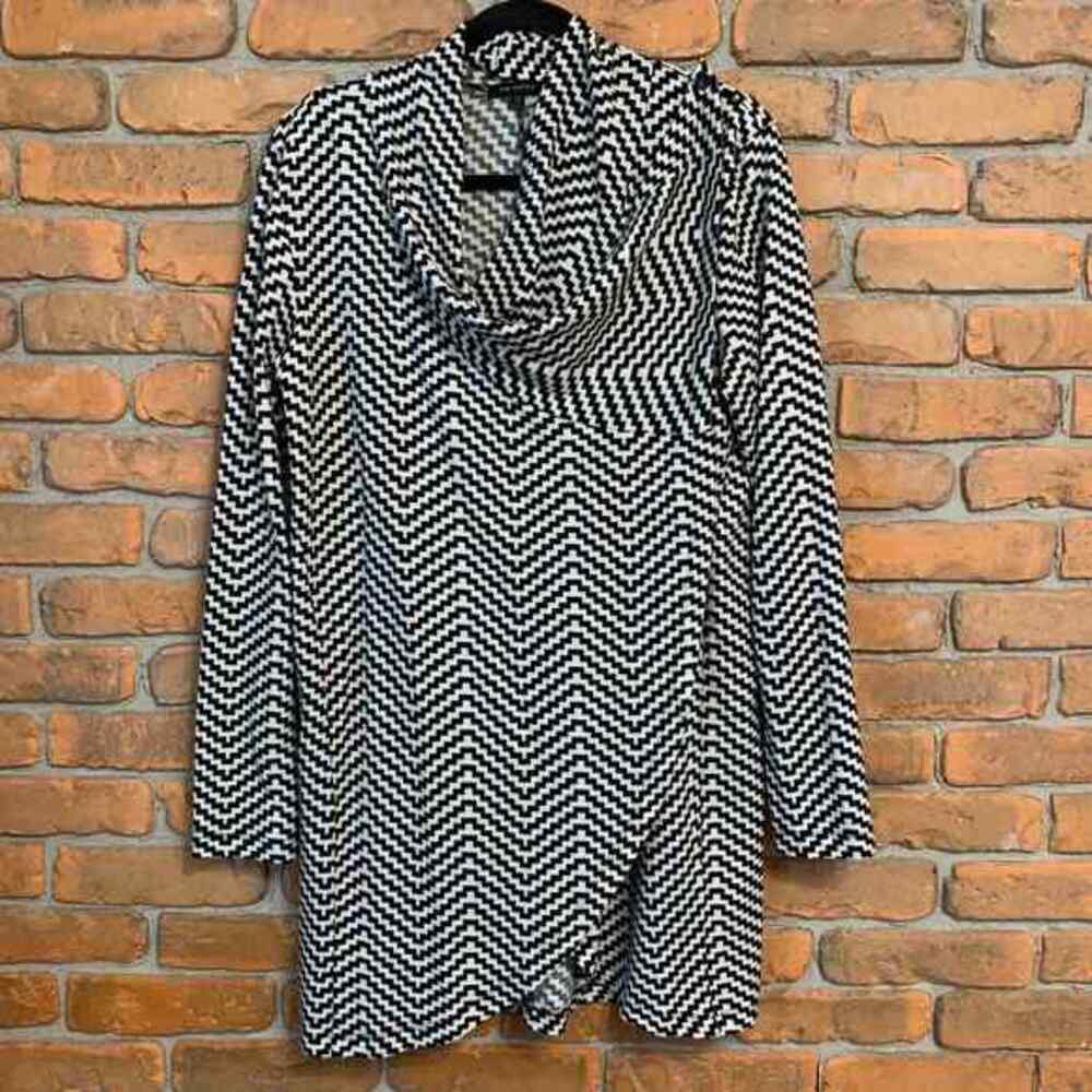 The Limited Cardigan Womens Size XL Black White Duster Wrap‎ Front Chevron Print